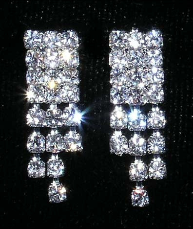 #14134 - Crystal Rivet Earring